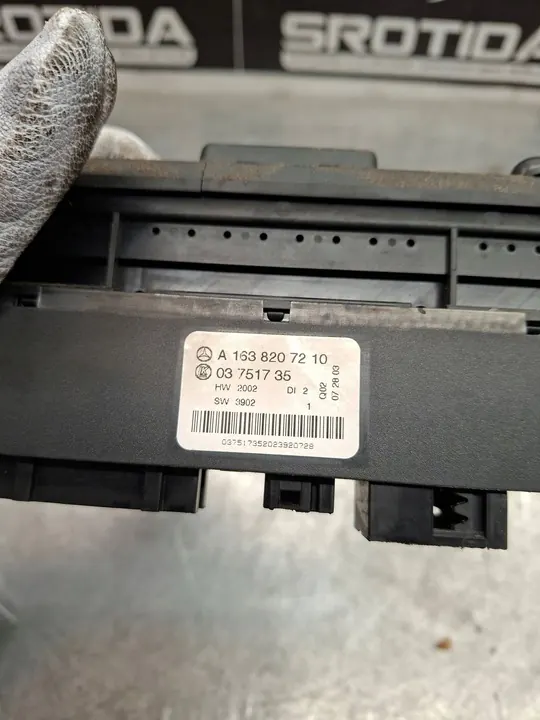 Raam Schakelaar Mercedes-Benz ML W163 OE A1638207210 image 6