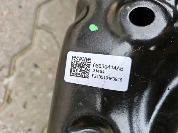 Jeep Grand Cherokee WL achter traverse kar OEM 68630414AB image 4