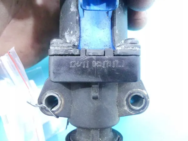 Solenoidiventtiili BM5G-6C605-DA Ford Focus MK3:lle image 3