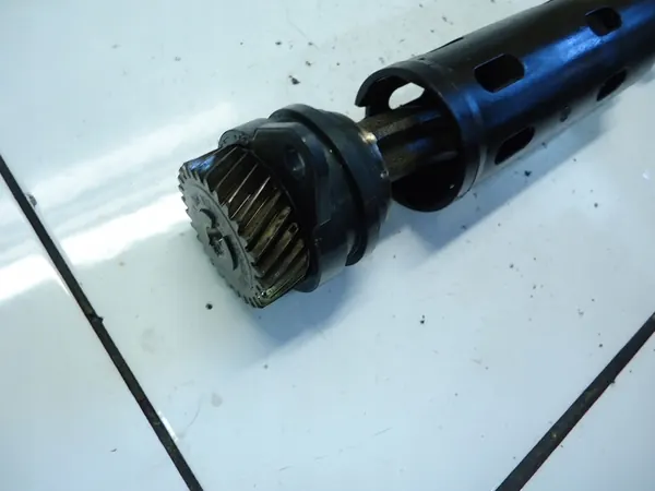 VW GOLF VII CUPRA 2.0 TSI DNU Balansaxel 06K103199A image 5