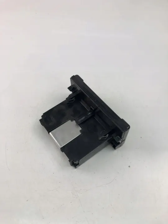 Boordcomputer Volvo V50 OEM 31268051 Gebruikt image 4
