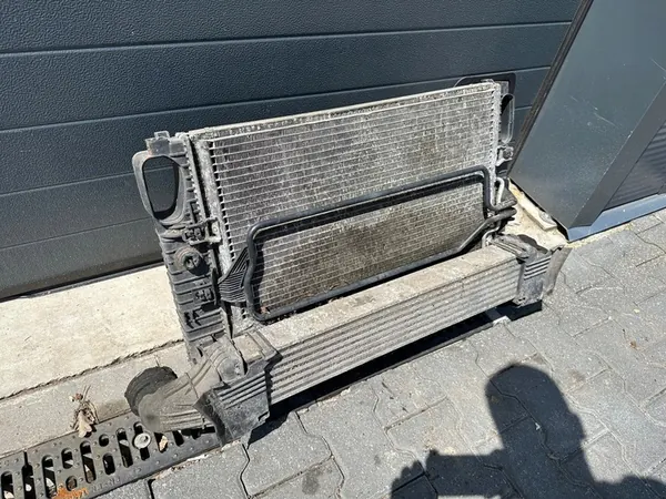 Mercedes E-Klasse W211 Radiator Set 2.7 CDI image 2