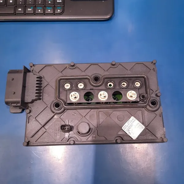 Controlador de secador Mercedes A0004467664 - Usado image 3
