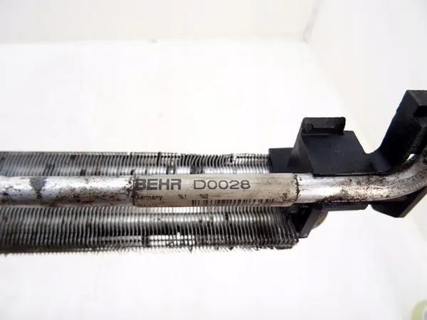 Koelradiator VW Transporter T5 OE 7H0422885D image 7