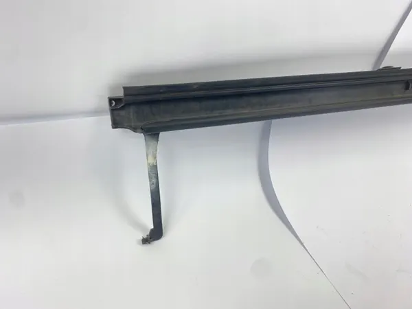 Rail Joint Toit Ouvrant OEM LISTWA/SDV07455 Mercedes W124 image 3