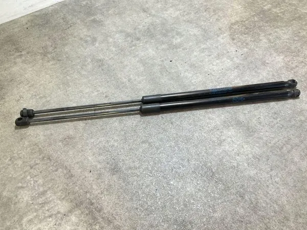 Linker kofferbakactuator OEM L1TBS406A10AC - Ford image 3