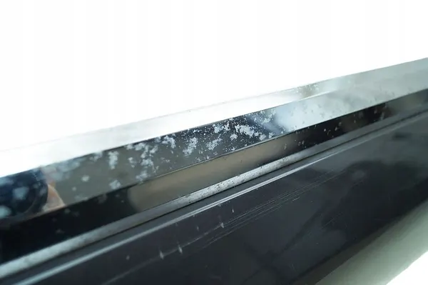 Front Right Door Trim VW Touareg II 7P6 image 4