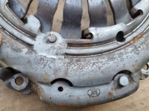 Embreagem completa Renault Clio IV OEM 302050736R image 5