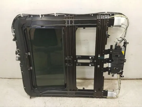Bentley OE schuifdak OEM 3W5877041S Gebruikt image 4