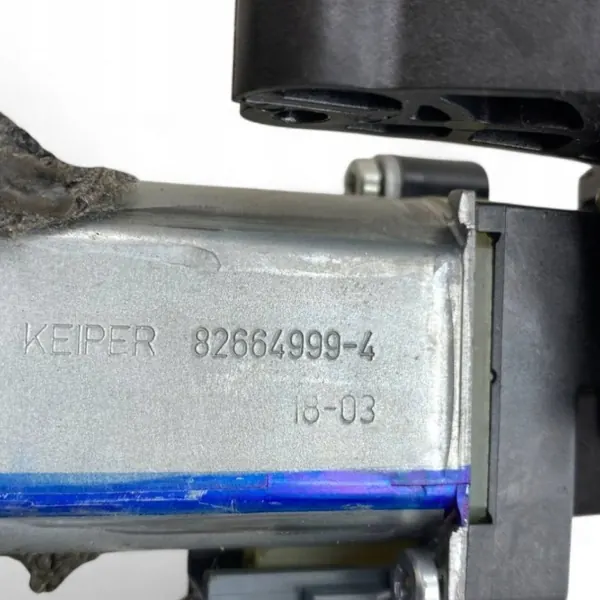 Stolinställningsmotor OEM 826649994 för Mercedes GLE image 7