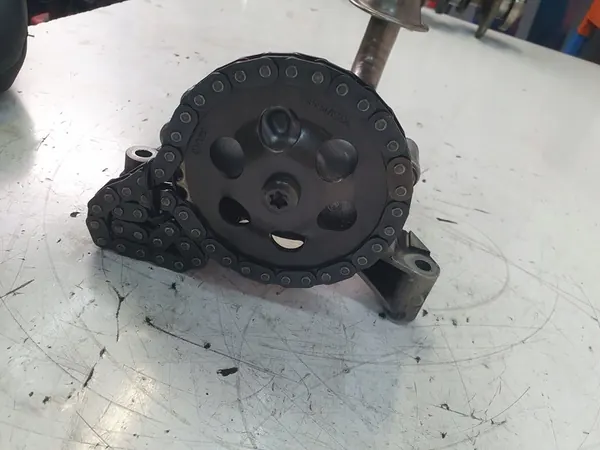 Olje pump 1.9 TDI Passat B5 Superb A4 B6 A6 image 3