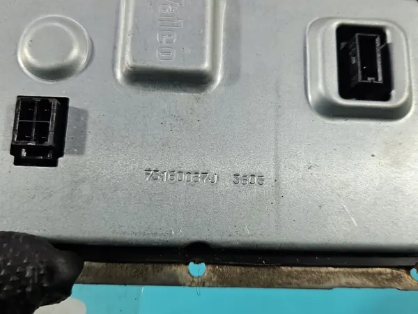 Xenon-virtalähde OEM 73160087J Volvo XC90 I:lle image 5
