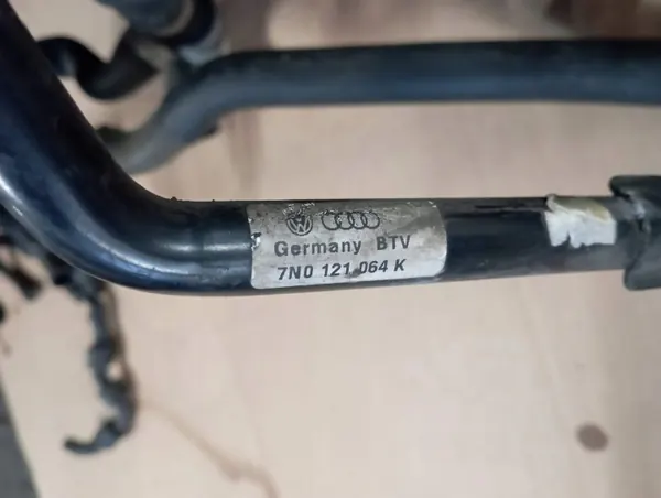 Injector AdBlue OEM 7N0121064K para VW Sharan II image 3