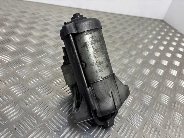 Arrancador Renault Scenic III 2013 OEM 233001375R image 5