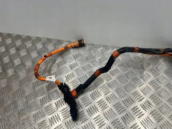 BMW 5 (G30) 9488449 Câble de charge batterie 2.0L Hybride 2018 image 4