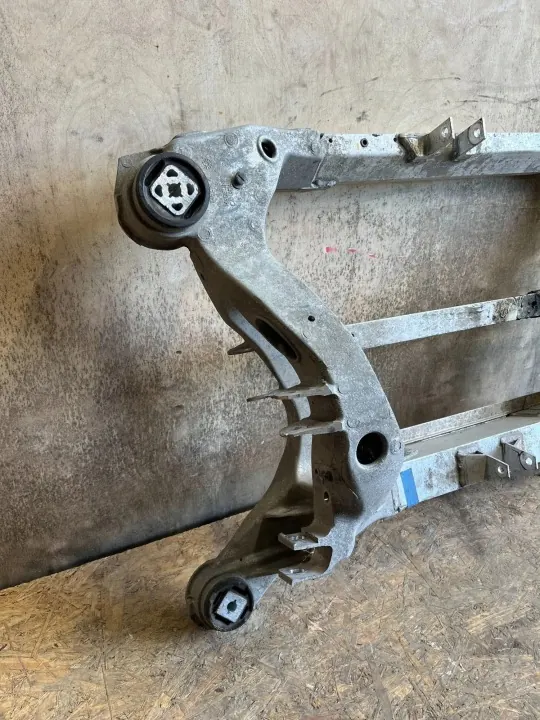Tesla Model X Bremsbeläge vorne OEM 102751600E image 5