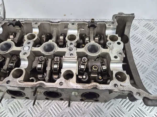 Mercedes Cylinderhuvud R2720162501 - 3.0 V6 image 6