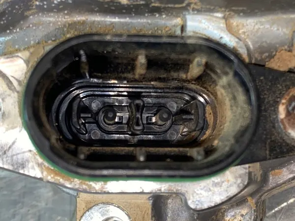 Inversor Honda CR-V OEM 1B00069FG02 - Usado image 5