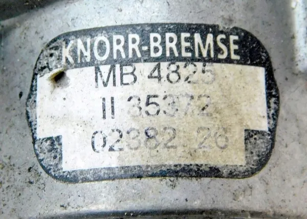 KNORR 735372 pääjarruventtiili MAN L2000 M2000:lle image 4