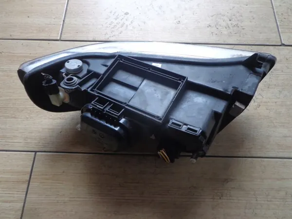 Faros delanteros derecho Audi A4 B5 image 4