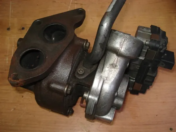 Turbo BMW F10, F11 525d xDrive image 4