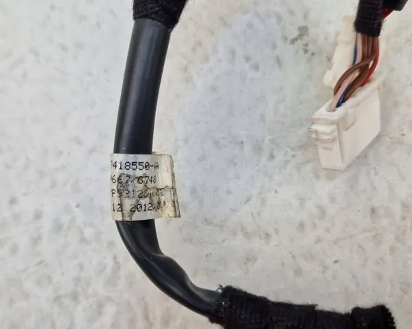 Kia Sportage 3 Monitoimiohjake OEM 30748550AA image 8