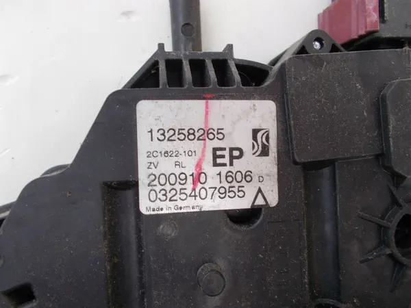 Vänster Bakdörrslås Opel Corsa D image 5