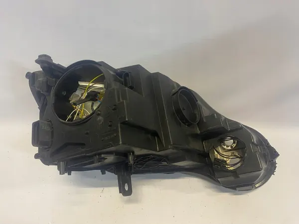 Farol Esquerdo Skoda Yeti 5L1941015A image 7