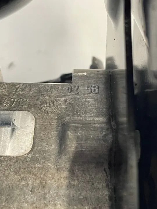 Mercedes ABC Ventilblock Pump A2213200258 Begagnad image 6
