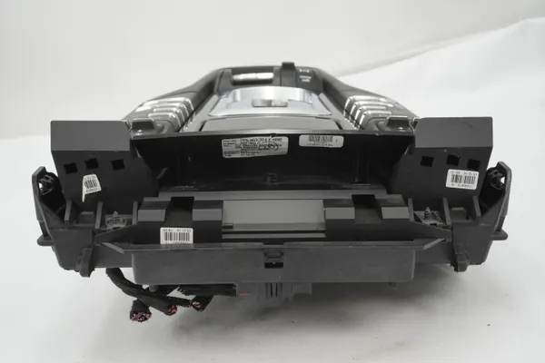 Panneau de contrôle OEM 7P5863324F Porsche Cayenne image 9