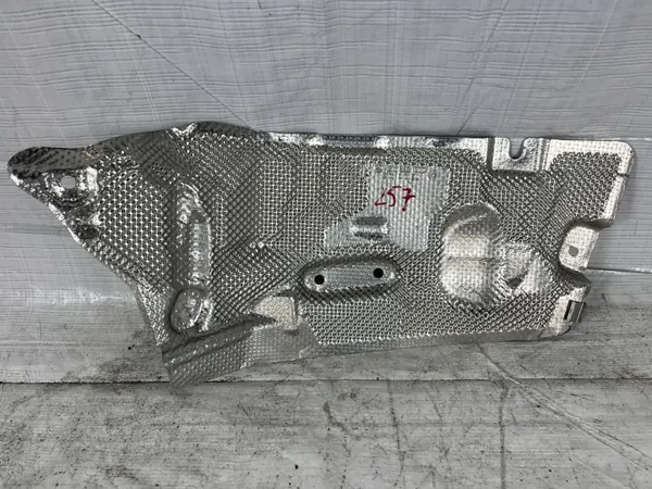 Mercedes Värmesköld OEM A2136821000 image 2