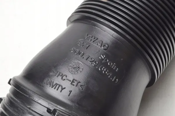 Tuyau d'admission Cupra Formentor 1.5 TSI OEM 05E129654K image 7