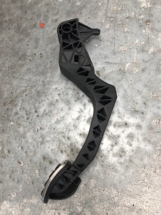 Pedal da embraiagem OEM 1K1721321D - Volkswagen OE usado image 5