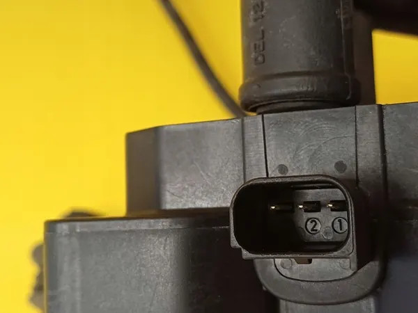 Bobina de ignição Volvo C30 S40 V50 1.6 0221503485 image 4