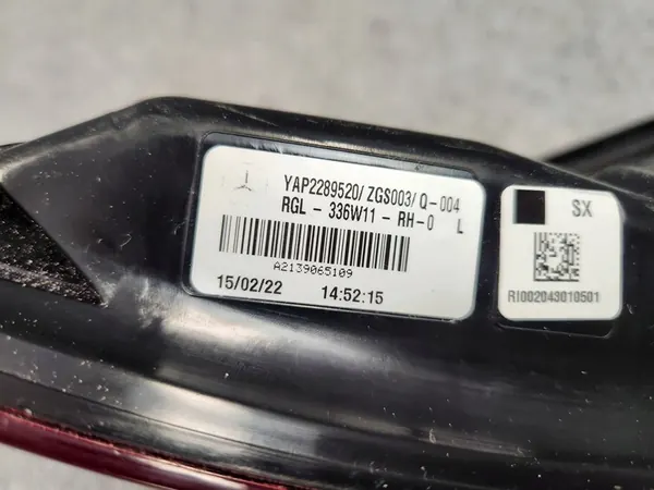 Linker achter LED-achterlicht - Mercedes E-Klasse W213 2020-2023 image 7