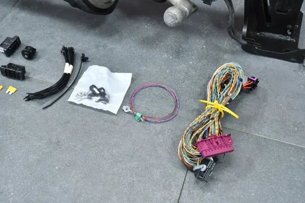 Kit Crochet Remorque Électrique OEM 662358389 BMW X5/X6 image 4
