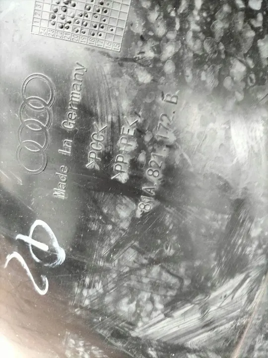 Audi Q2 - 2022 Oikea Etulokasuoja image 5