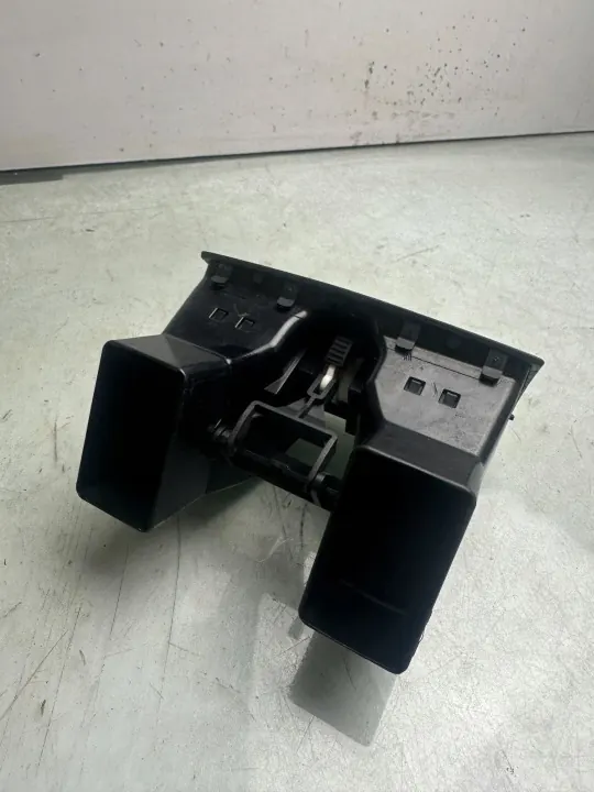 Bakre ventilationsgallret OEM 5100610001 för VW Touran I image 3