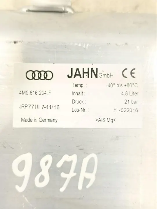 Ilmasäiliö OEM 4M0616204F Bentley Bentayga 2017 image 7