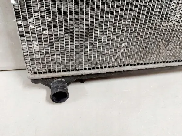 CITROEN C4 PICASSO 2.0 16V Radiador de Agua 9645658080 image 3