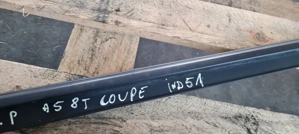 Audi A5 Deurmat Links Voor OEM 8T0853283E image 4