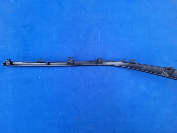 Toyota Corolla XII framstötfångarremsa OEM 52711-02220 image 7