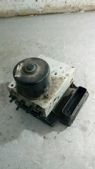 ABS-pomp OEM 1C0907379 voor Audi A3 8L 1.9TDI image 2