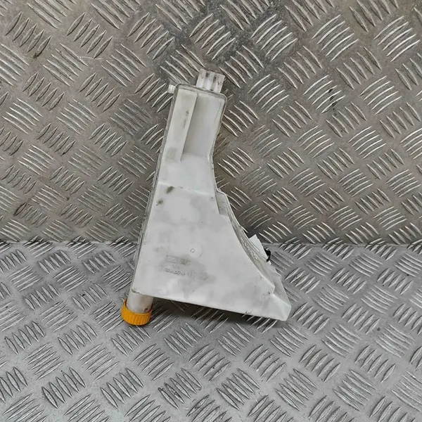 Nissan Juke II F16 2019 Kühlmittel-Ausgleichsbehälter image 2