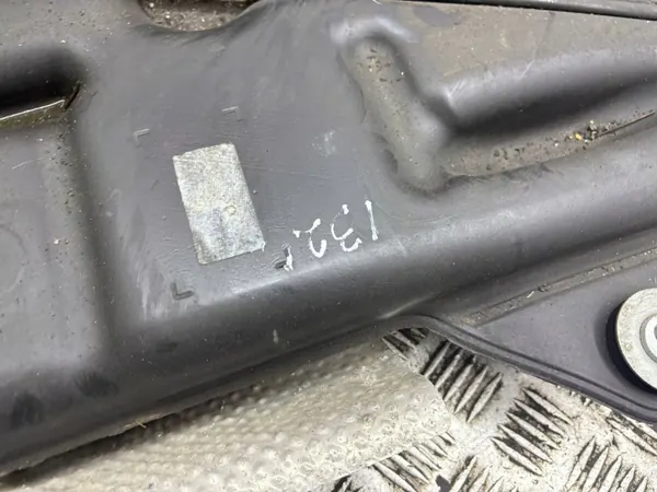 Brandstoftank Toyota Prius XW50 OEM AMD221661 image 3