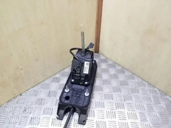 VW CC Schaltgetriebe-Mechanismus OEM 3AC713025D image 4