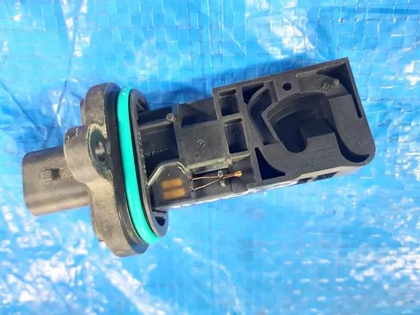 OPEL Mokka A X Luftmassenmesser 1.7 CDTI 95930057 image 2