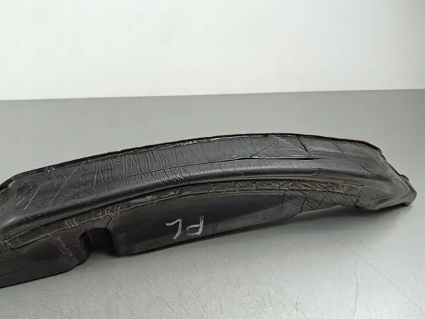 Para-lamas Kia Stinger OEM 841323S000 - Usado image 3