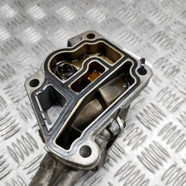 Oljefilterlock Mercedes-Benz C-Class C 180 Kompressor 2004 image 5