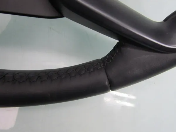 Volant Cuir OEM 56100Q0GF0NNB pour Hyundai Bayon image 4